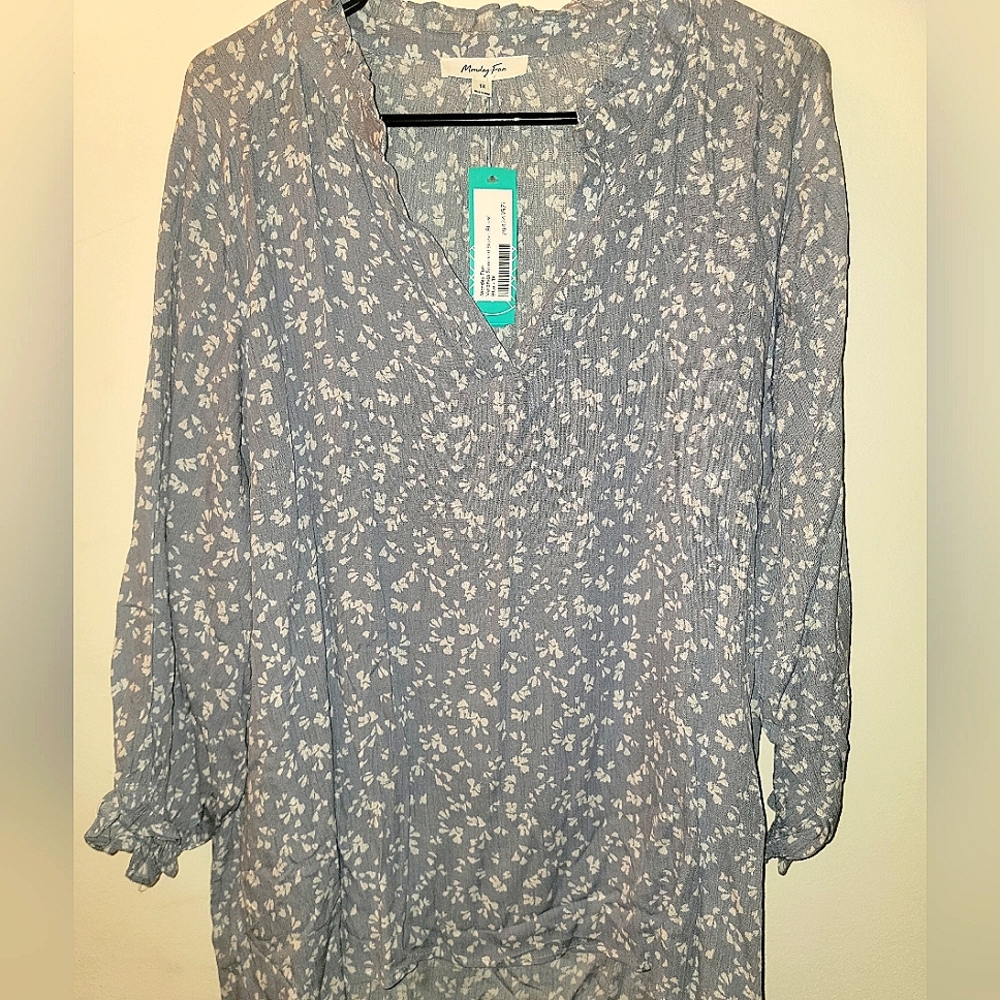 Monday Fun Lightweight Blouse